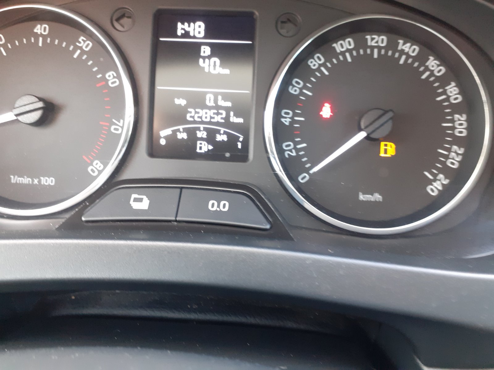 IMG-036abff9043610f562717e502f15eab1-V