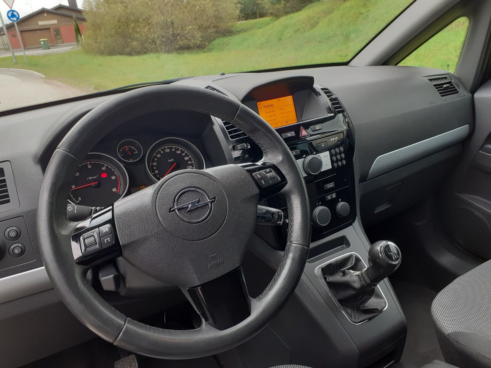 IMG-7c9b8da00ec187bfe4807ee1ce7aaff9-V