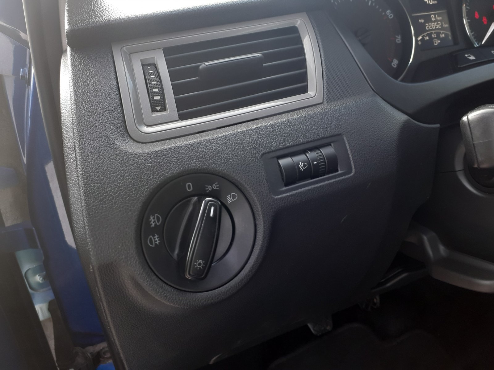 IMG-830f42ebfc3dbb75269ced2a131cb7ea-V