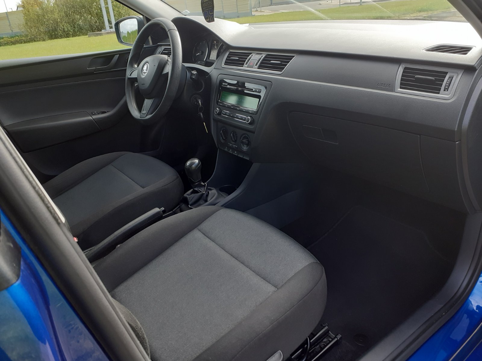 IMG-9b09e010856cdfbc5dc736a55f6569d8-V