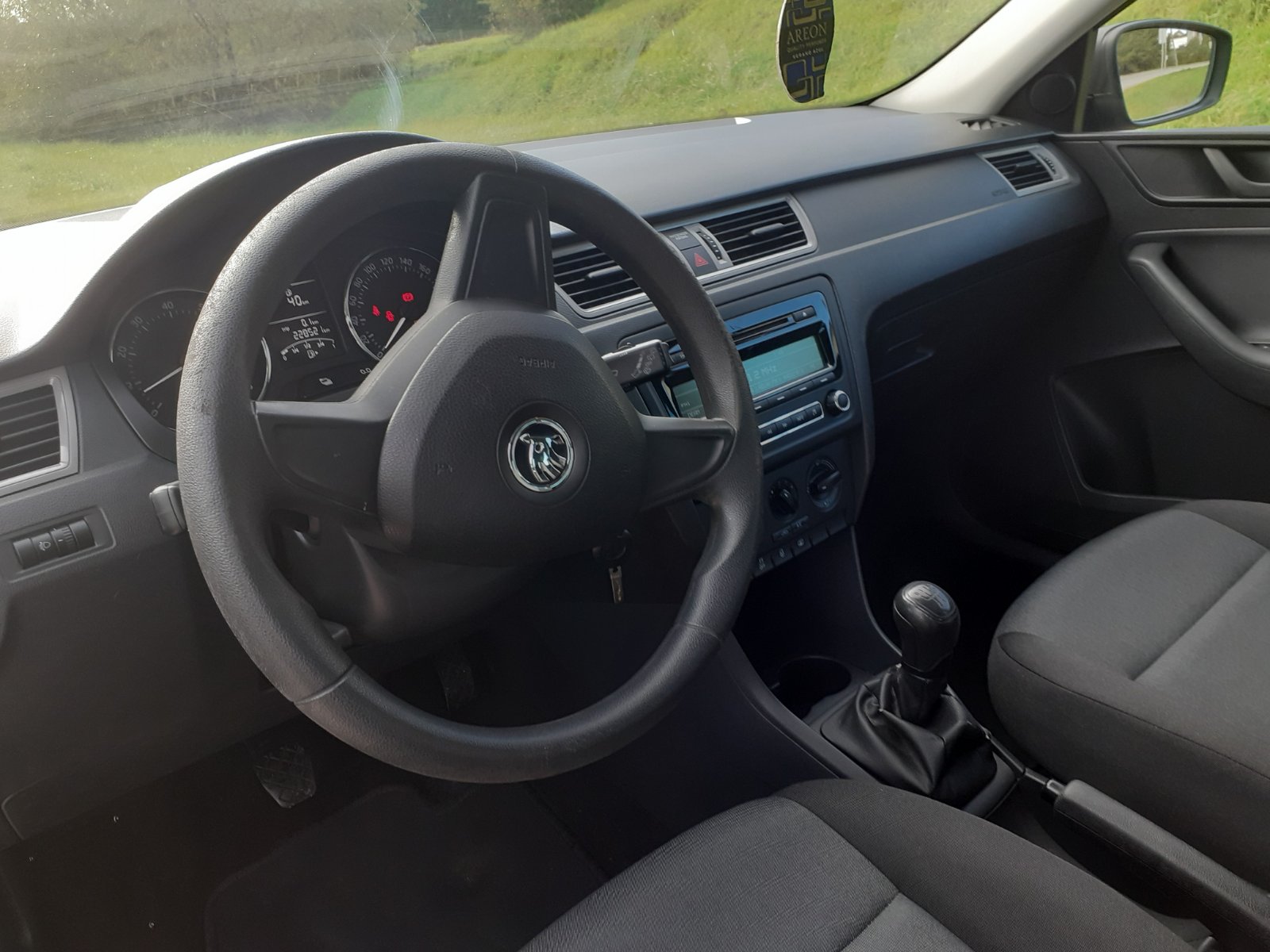 IMG-c211055b5723eafd1d1d4308612fcedc-V