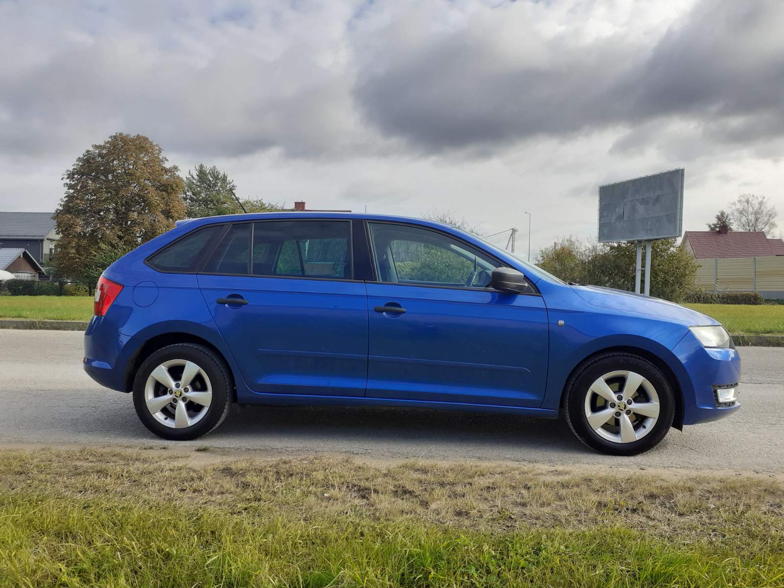 IMG-e95190ed46593df6efa634a6b41989c3-V